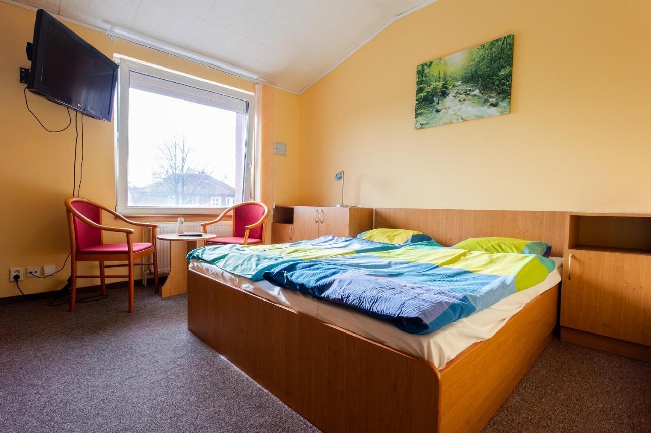 Penzion Skolicka Prague Ngoại thất bức ảnh