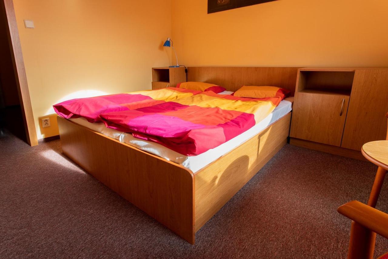 Penzion Skolicka Prague Ngoại thất bức ảnh